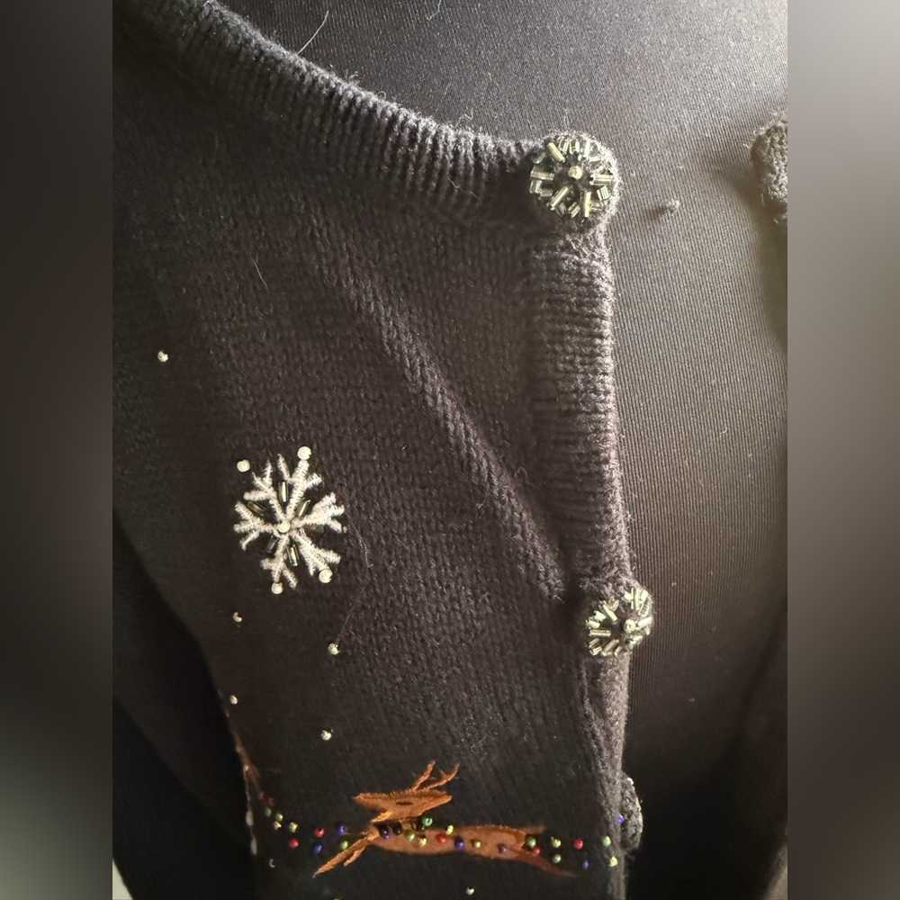 Vintage Basic Editions embroidered Santa holiday cardigan sweater, size XL - Picture 3 of 16